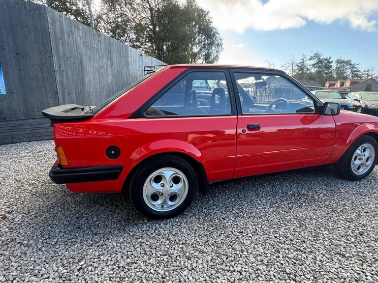  Ford Escort 1.6 XR3 3dr Petrol Manual
