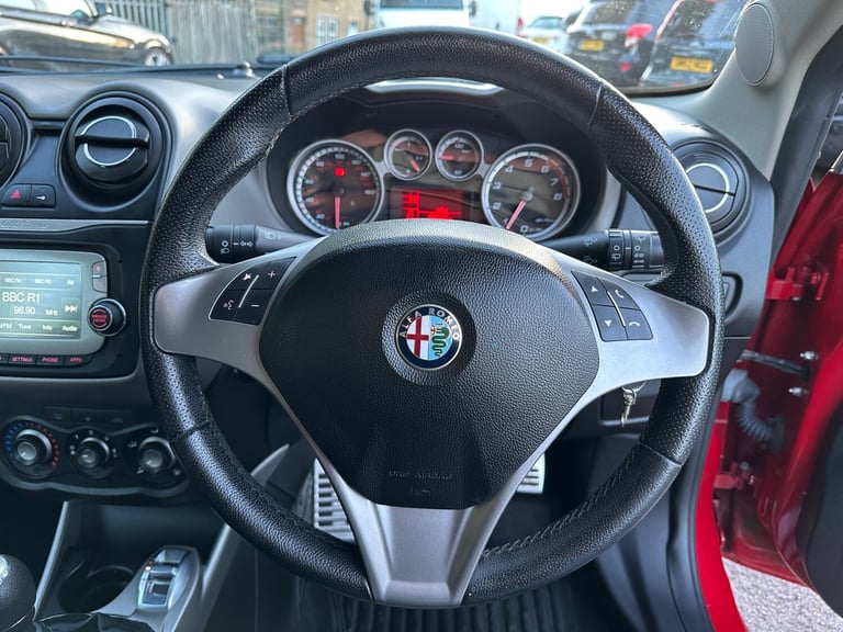2016 Alfa Romeo MiTo 0.9 TB TwinAir 105 Distinctive 3dr HATCHBACK Petrol Manual