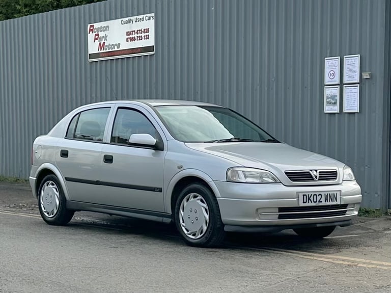 2002 Vauxhall Astra 1.6i Club 5dr Automatic- just 43k miles HATCHBACK Petrol Automatic