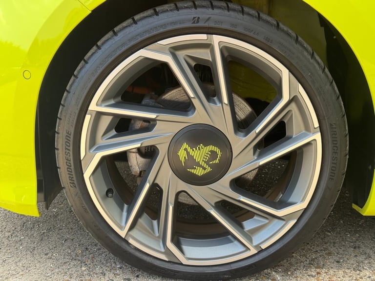 2023 Abarth 500 114kW Turismo 42.2kWh 3dr Auto Hatchback Electric Automatic