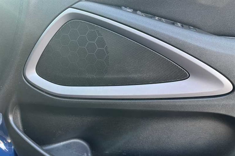 2022 Vauxhall Crossland 1.2 Design 5dr HATCHBACK PETROL Manual