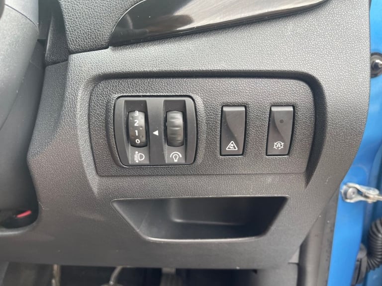 2013 63 RENAULT SCENIC 1.5 DCI ENERGY DYNAMIQUE TOMTOM MPV 5DR DIESEL MANUAL EUR