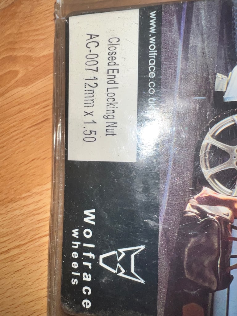 Wolfrace alloy wheel locking wheel nuts