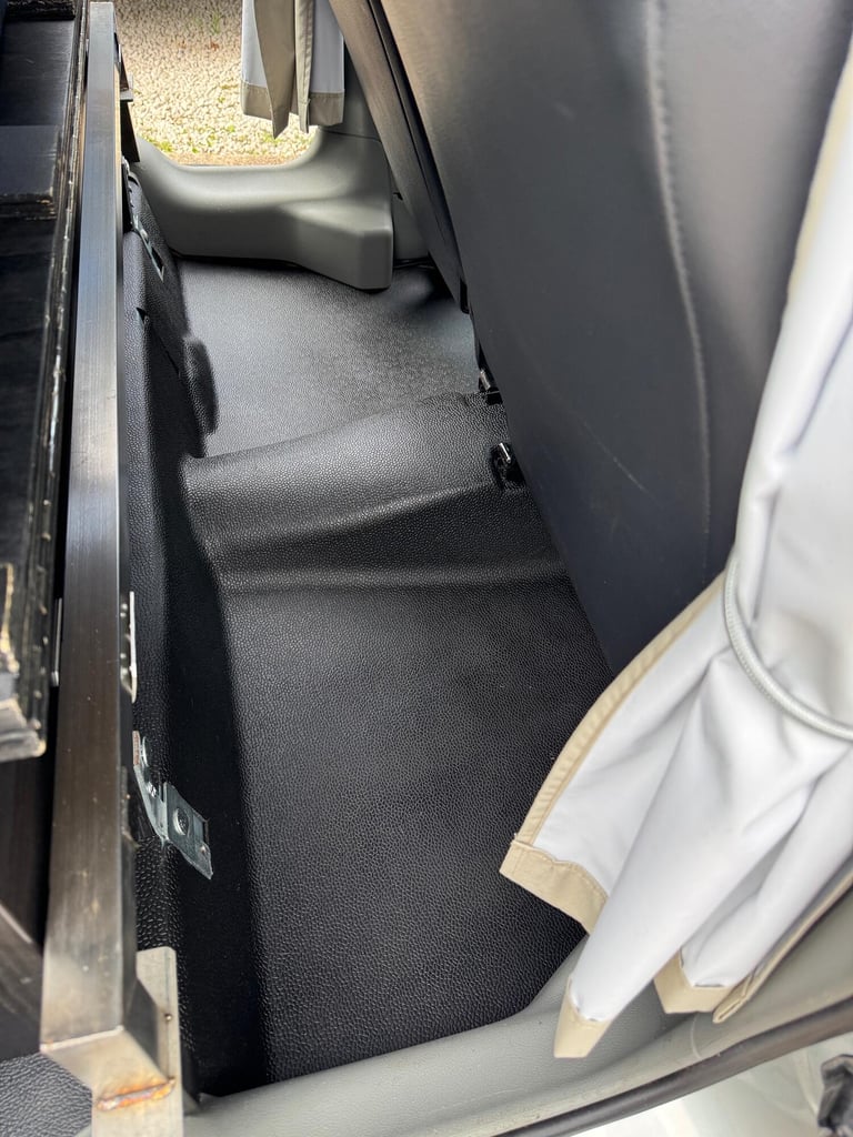 RENAULT KANGOO 1.6 16v Authentique Micro Camper Van Auto Grey Auto Petrol 2007