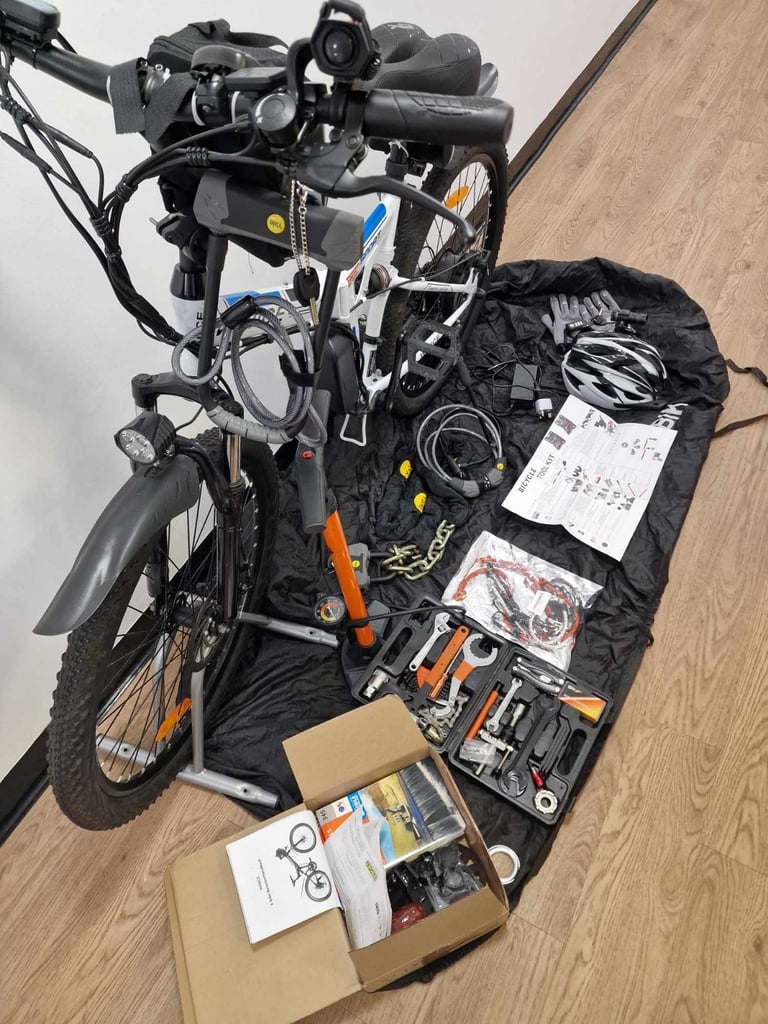 image for VIVI WINICE ELECTRICAL BICYCLE (CHEAP - TO GO ASAP) / E-Bike (FOLDABLE) - 26in Frame E-Bike