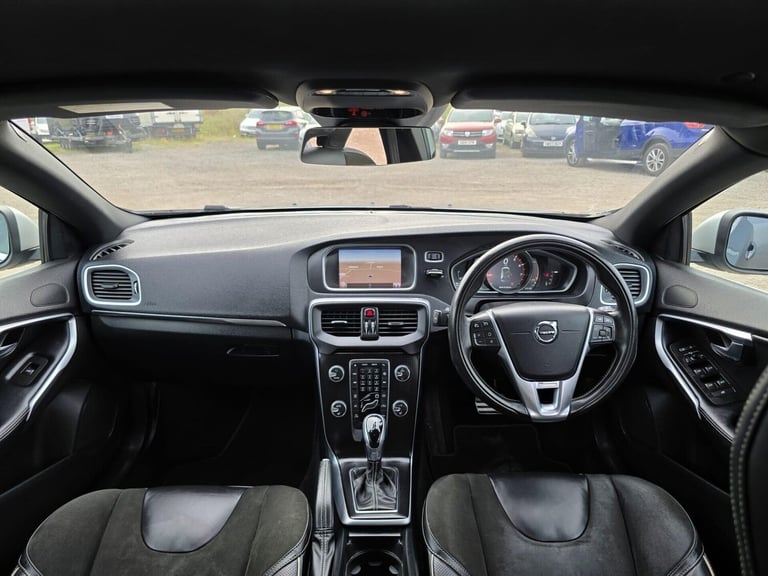 2017 Volvo V40 1.5 T3 R-Design Nav Plus Hatchback 5dr Petrol Auto Euro 6 (s/s) (152 ps) Hatchback...
