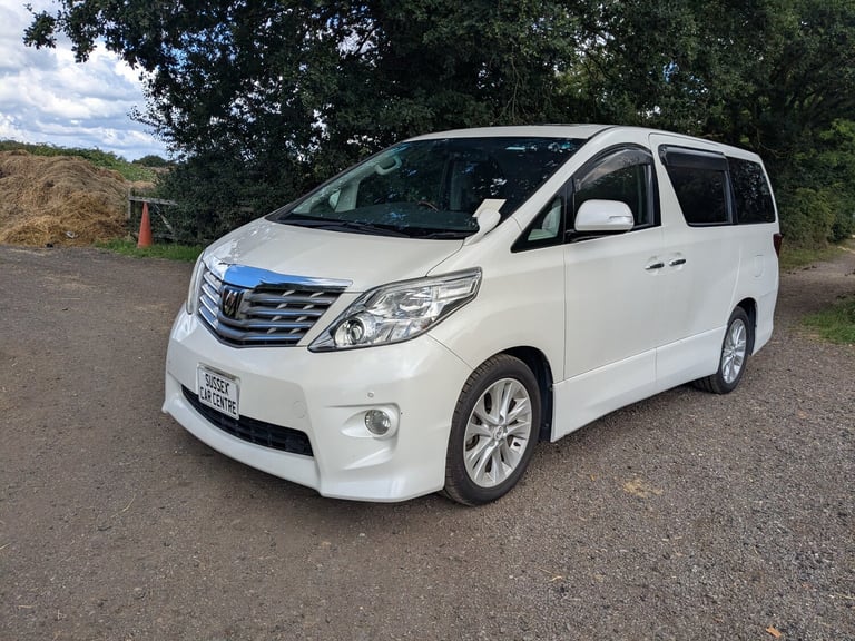 2008 Toyota Alphard 3.5 V6 twin sunroofs cruise control  Petrol