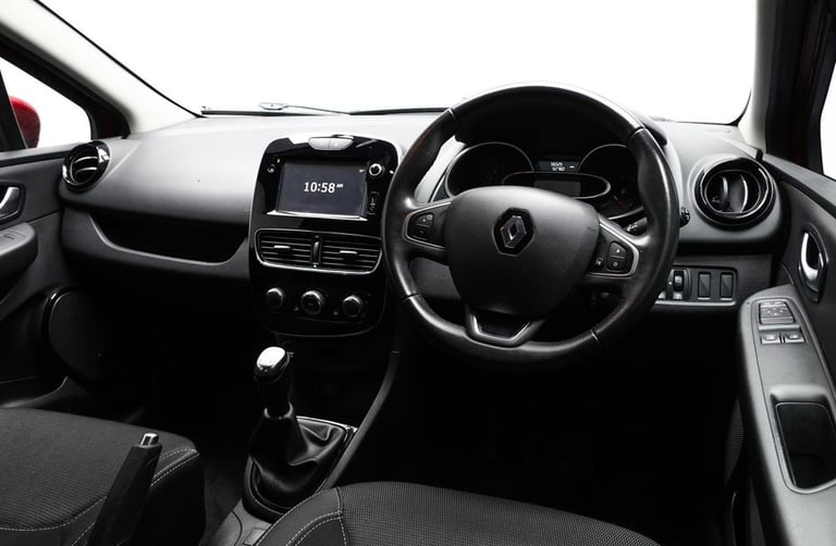 2017 Renault Clio 1.2 16V Dynamique Nav Hatchback 5dr Petrol Manual Euro 6 (75 ps) Hatchback Petr...