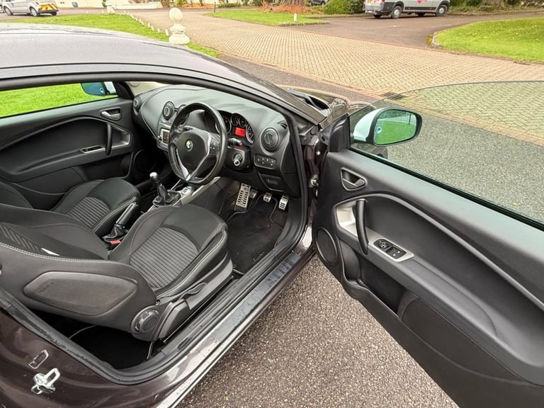 2015 Alfa Romeo MiTo 875 TB TwinAir Junior Hatchback 3dr Petrol Manual Euro 6 (s/s) (105 ps) Hatc...