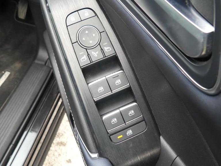 2022 Nissan Qashqai 1.3 DiG-T MH 158 Tekna 5dr Xtronic HATCHBACK PETROL Automatic