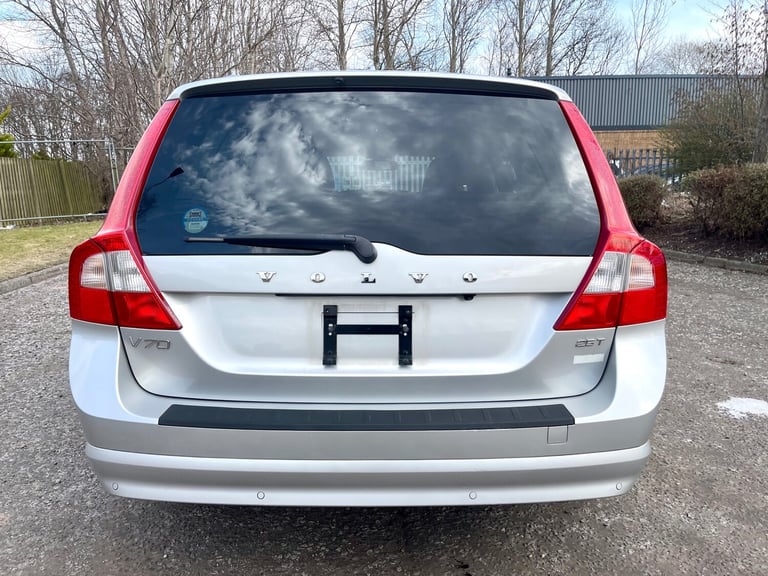 2009 Volvo V70 2.5 LE PETROL 4/B GRADE REVERSE CAMERA LOW MILLAGE Hatchback Petrol Manual