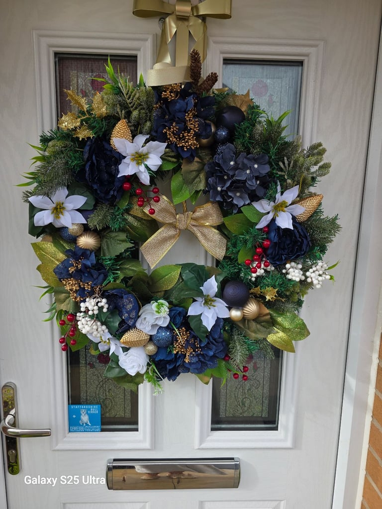 image for Artificial flower arrangements & Wreaths