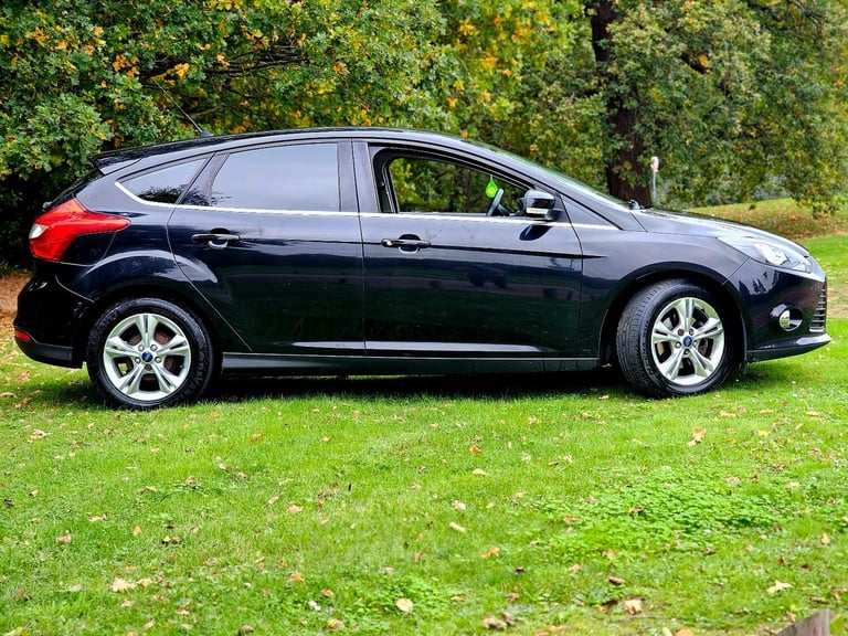 2012 Ford Focus 1.6 TDCi Zetec Hatchback 5dr Diesel Manual Euro 5 (s/s) (115 ps) HATCHBACK Diesel...