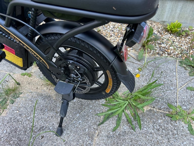 Minal M2 Black Folding Electric Bike E-Bike 250W Motor 48V 15AH Battery 34km/h New