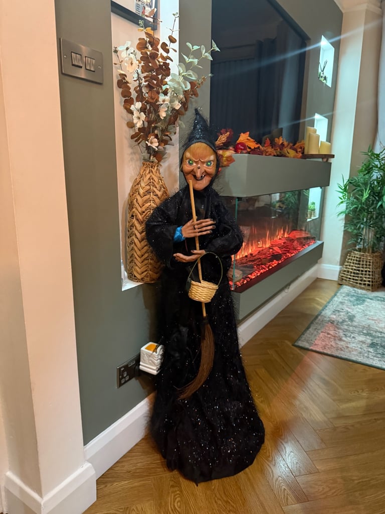 image for Scary Witch: Halloween Decoration 
