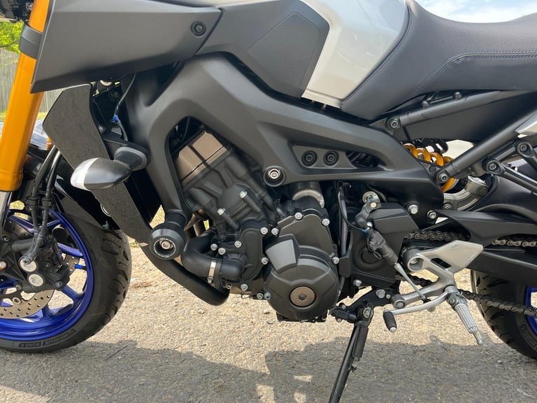 YAMAHA MT-09 SP, 2019(19), 3 OWNERS, 17,574 MILES, FSH, SUPERB CONDITION, £6995