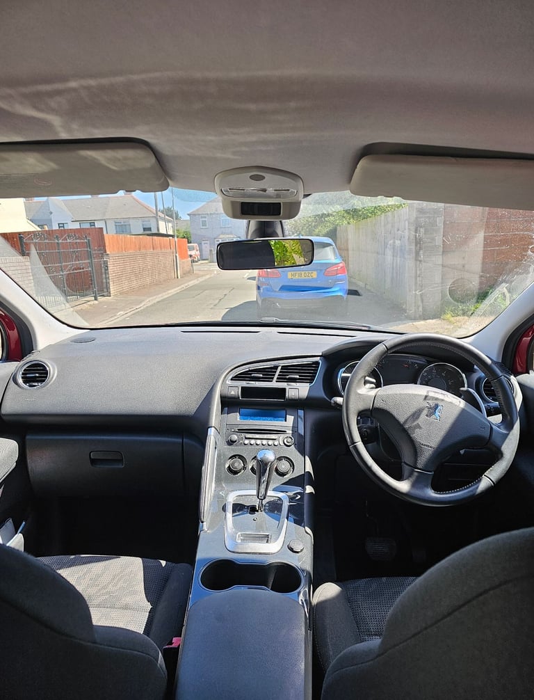 Peugeot 3008 1.6 E-HDI Active II Automatic 2012, 48000 miles, Long MOT, £35 Road Tax, 2 Keys, FSH