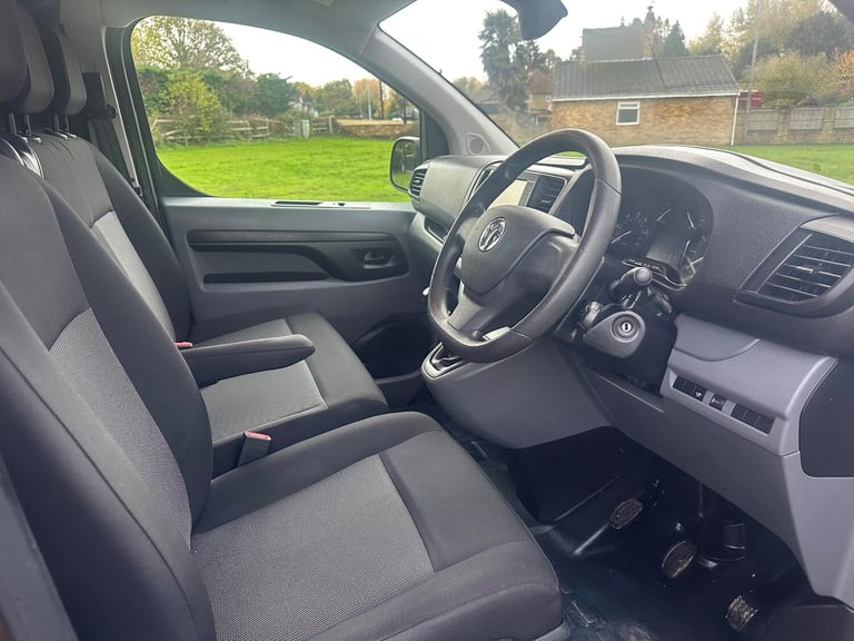 2022 Vauxhall Vivaro 2700 1.5d 100PS Dynamic H1 Van PANEL VAN DIESEL Manual