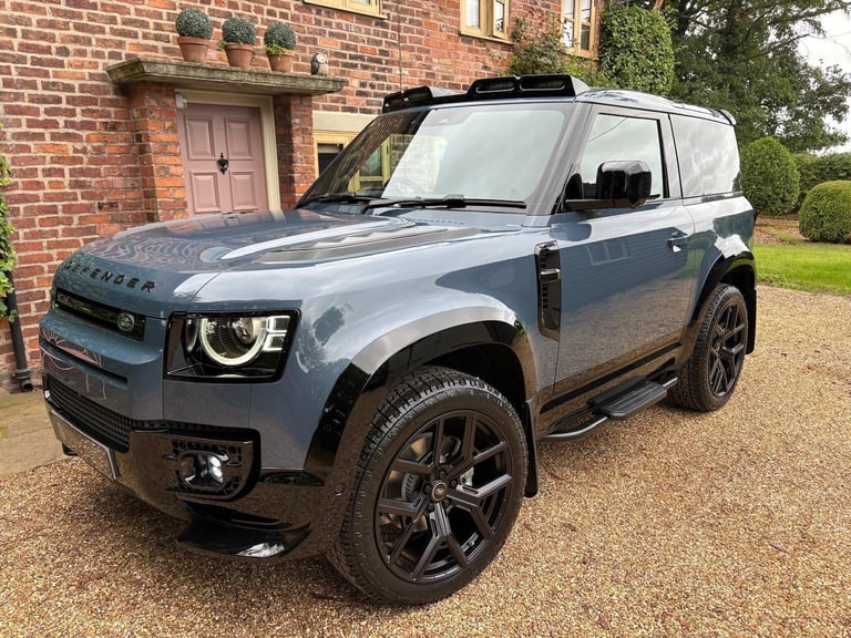 2025 Land Rover Defender 3.0 D250 Hard Top S Auto PANEL VAN Diesel Automatic
