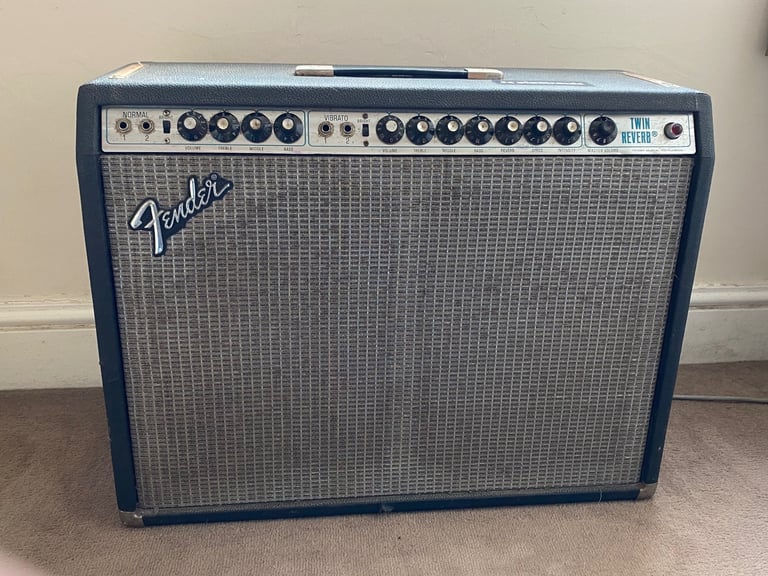 Vintage 135 Watt Fender Twin Reverb Valve Amp