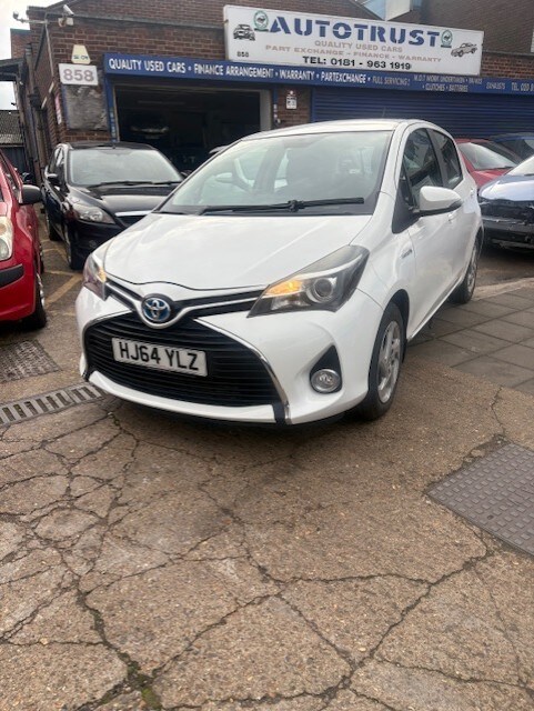2015 Toyota Yaris 1.5 VVT-h Icon Hatchback 5dr Petrol Hybrid E-CVT Euro 6 (101