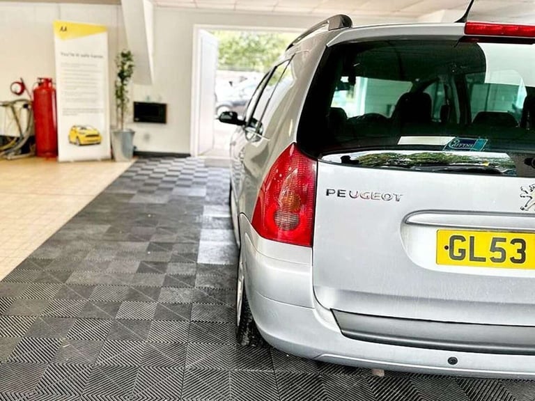 2003 Peugeot 307 1.6 SE 16v 5 seats 5dr [AC] ESTATE PETROL Manual
