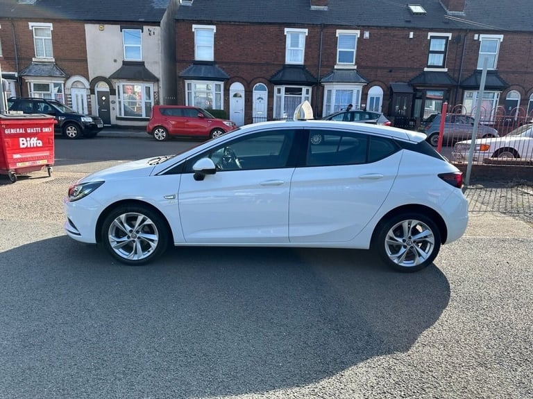 2018 Vauxhall Astra 1.0i Turbo ecoTEC SRi Hatchback 5dr Petrol Manual Euro 6 (s/s) (105 ps) Hatch...