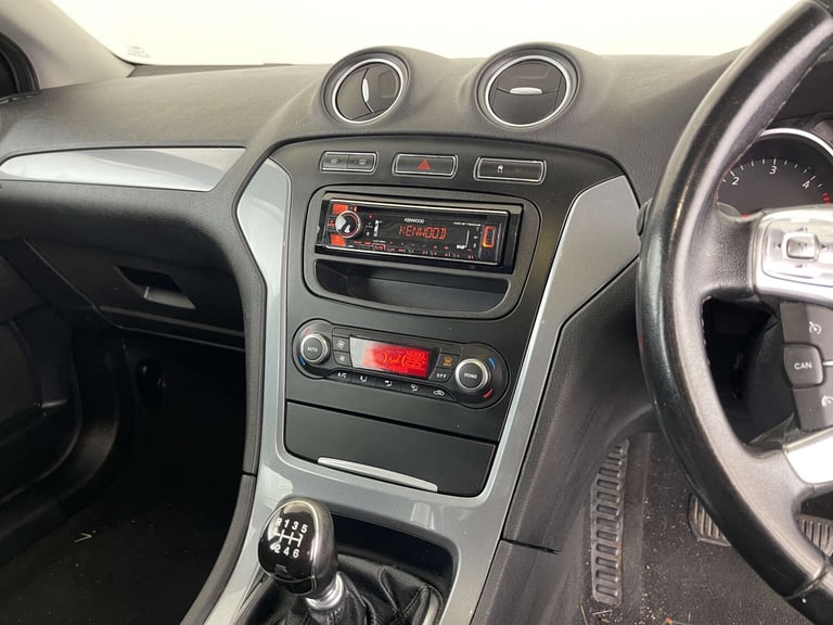 2012 Ford Mondeo 2.0 Mondeo Zetec TDCi 140 5dr Hatchback Diesel Manual