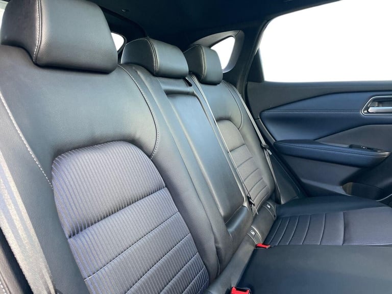 2022 Nissan Qashqai 1.3 DiG-T MH 158 Tekna 5dr Xtronic HATCHBACK PETROL Automatic