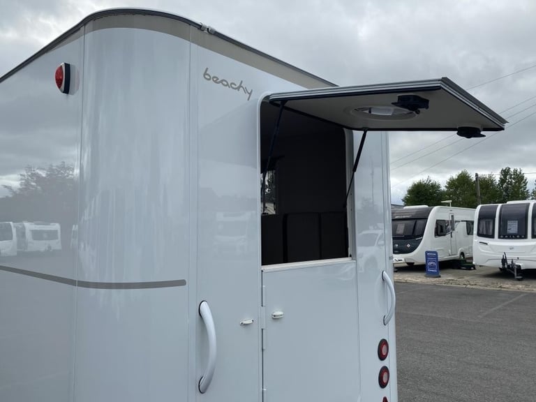 2024 HOBBY BEACHY 450 TOURING CARAVAN - BRAND NEW!
