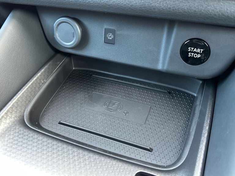 2025 Nissan Qashqai 1.5 E-Power N-Connecta 5dr Auto HATCHBACK PETROL/ELECTRIC Automatic