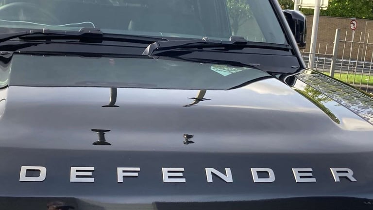 2025 Land Rover Defender 3.0 D250 X-Dynamic SE 90 3dr Auto ESTATE DIESEL Automatic