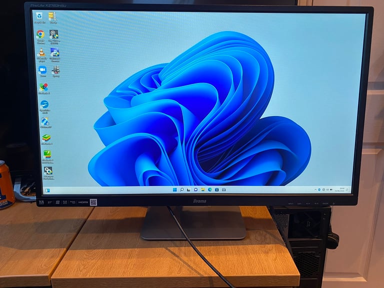 Monitor Slim 27inch Iiyama  Widescreen WLed,HDMI,Virtually New Looking