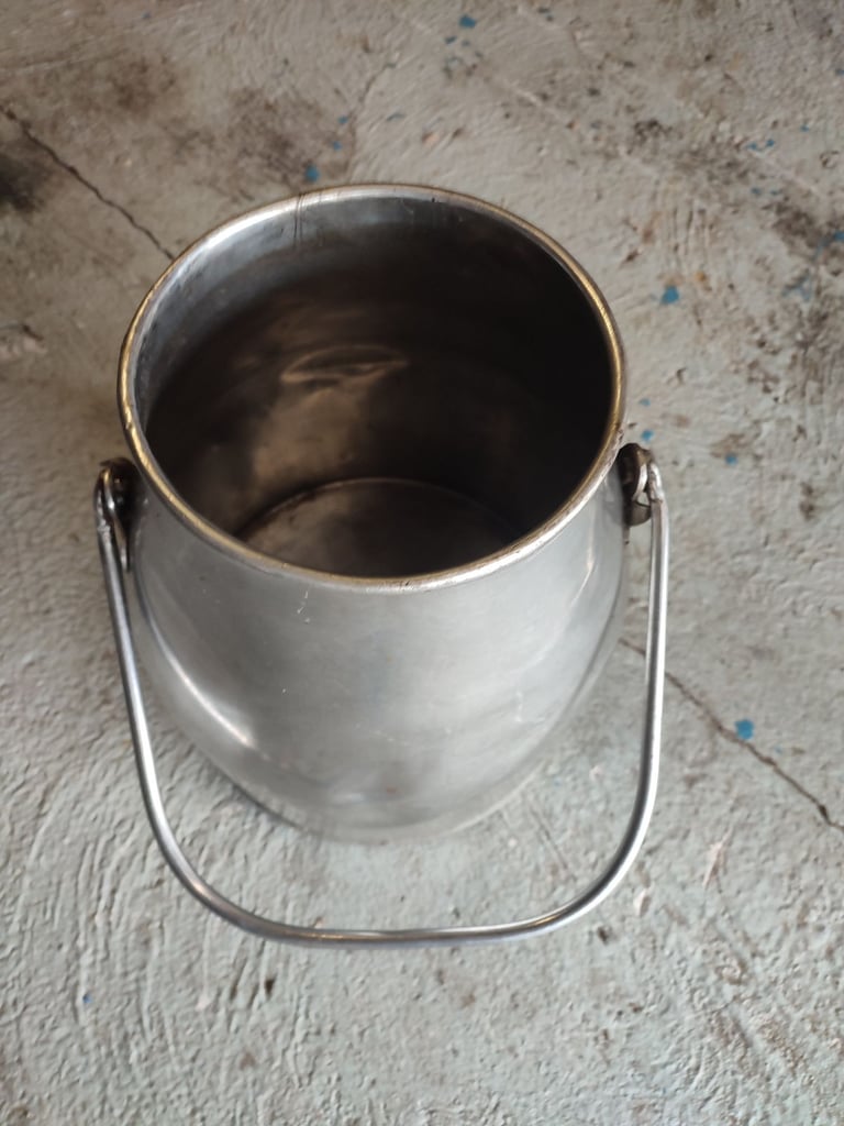 Milk churn planter 