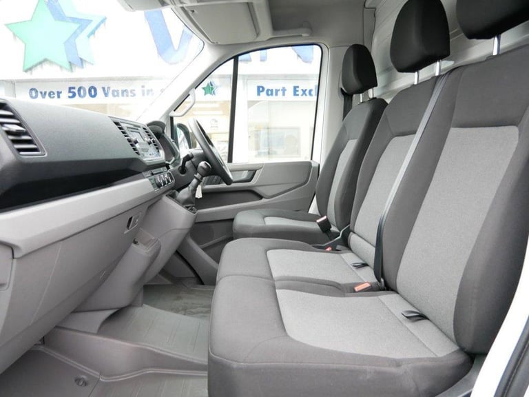 2024 VOLKSWAGEN CRAFTER CR35 2.0 TDI 140 BHP ETG LUTON ( TAIL-LIFT / AIR CON )