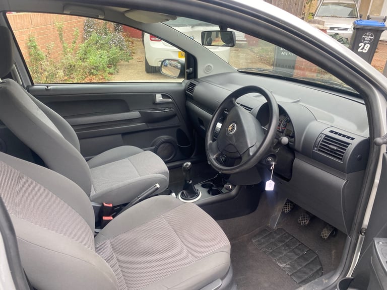 Volkswagen, FOX, Hatchback, 2010, Manual, 1198 (cc), 3 doors