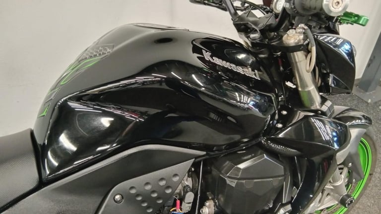 KAWASAKI Z1000 ** TWIN BEOWOLF EXHAUSTS - TAIL TIDY - 12 MONTH MOT **