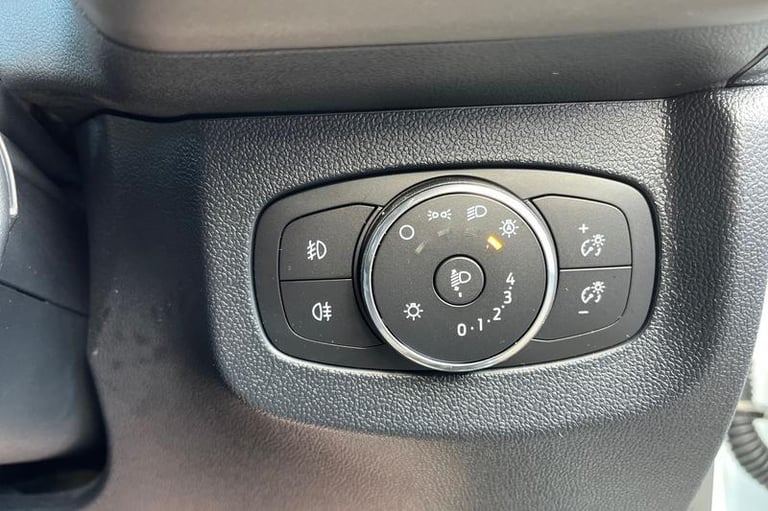 2024 Ford Transit Courier 1.5 EcoBlue Limited Van PANEL VAN DIESEL Manual