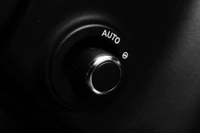 2022 Land Rover Defender 110 3.0 D300 MHEV X-Dynamic HSE SUV 5dr Diesel Auto 4WD Euro 6 (s/s) (30...