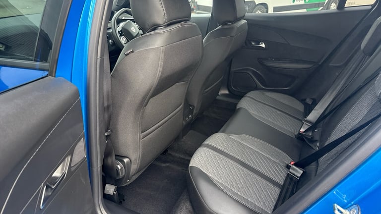 2024 Peugeot 2008 1.2 PureTech 130 Allure 5dr Petrol Estate Estate Petrol Manual