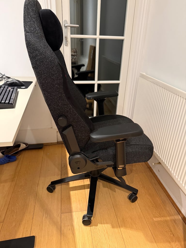 Secretlab TITAN Evo 2022 Series