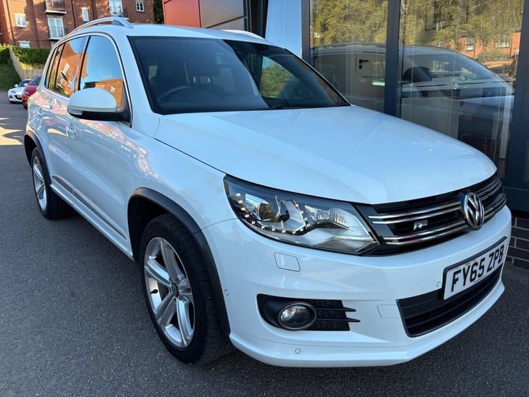 image for 2016 Volkswagen Tiguan 2.0 TDi BlueMotion Tech R-Line Edition 184 5dr DSG ESTATE DIESEL Automatic