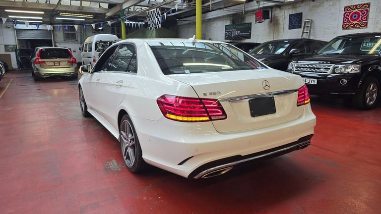  Mercedes-Benz E-Class 3.5 AUTO AMG LINE E350 AVANTGARDE Petrol Automatic