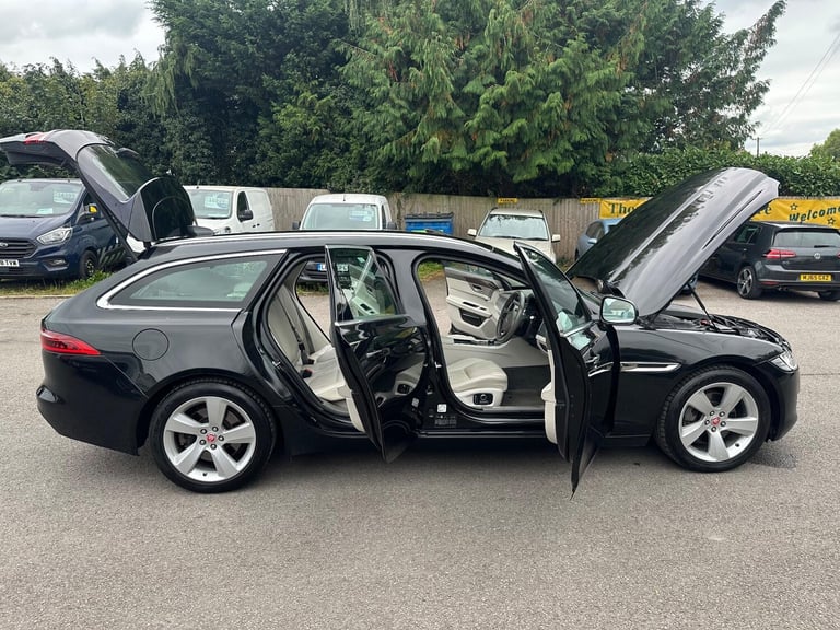 2018 Jaguar XF 2.0i Portfolio Sportbrake Auto Euro 6 (s/s) 5dr ESTATE Petrol Automatic