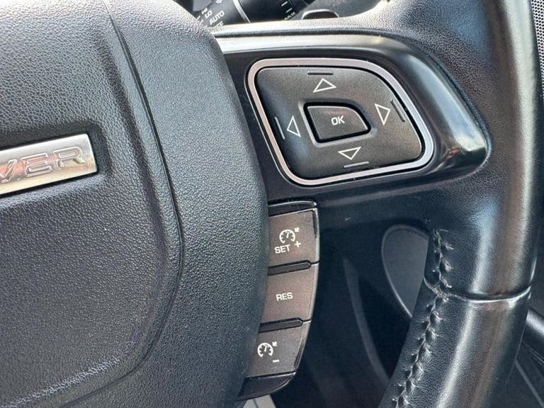 2012 62 LAND ROVER RANGE ROVER EVOQUE 2.2 SD4 PURE SUV 5DR DIESEL AUTO 4WD EURO