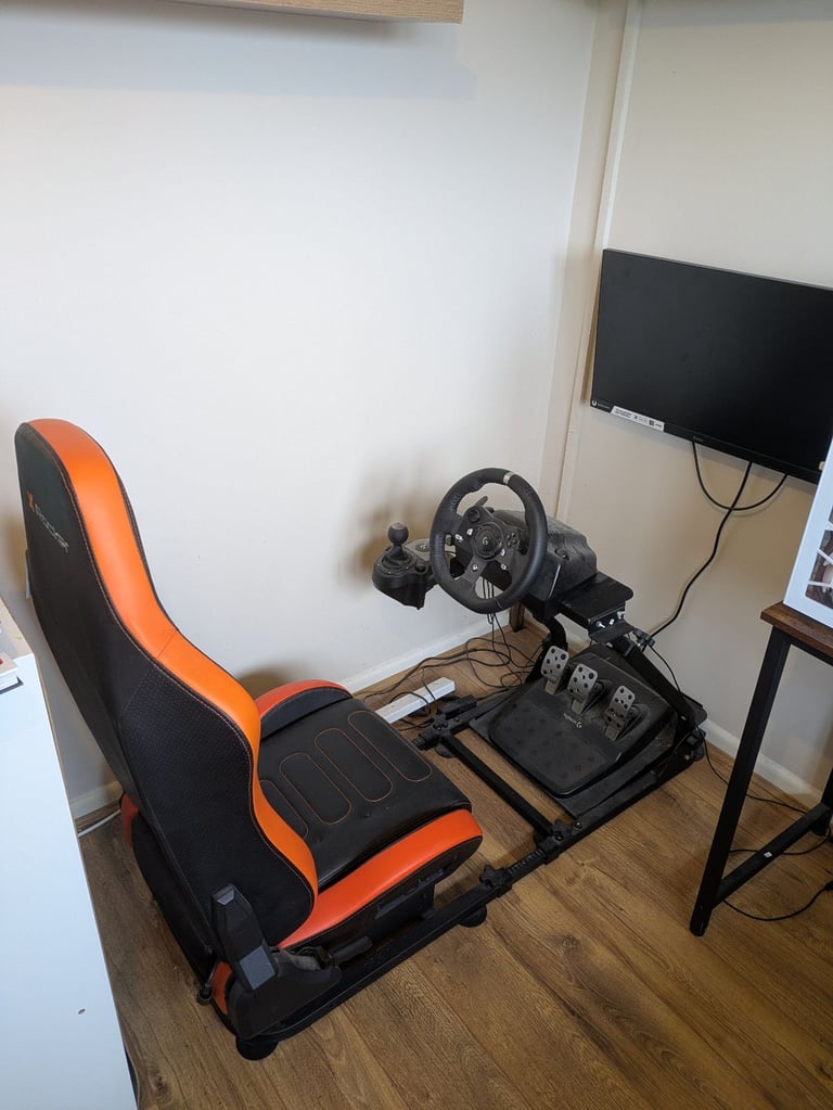 Xrocker racing seat and Logitech G920