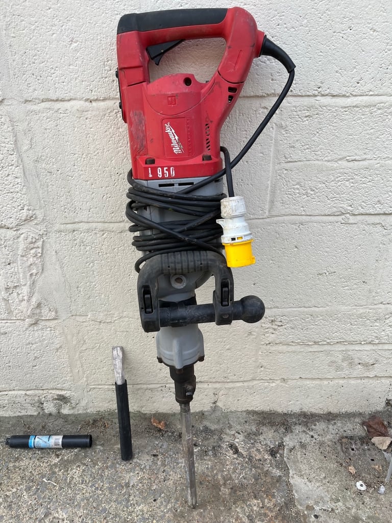 image for Milwaukee L950 Breaker 110V (Heavy Duty) with Hammer Speed Control + two chisels