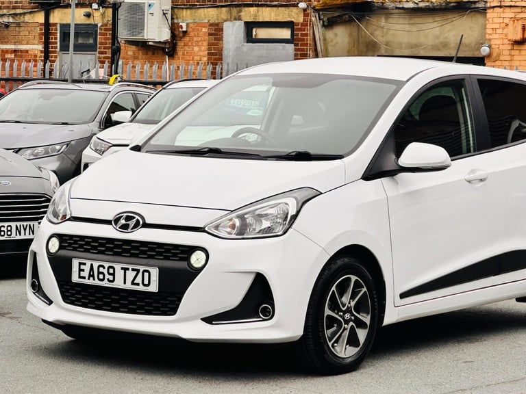 2019 Hyundai i10 1.0 Premium Euro 6 5dr HATCHBACK Petrol Manual