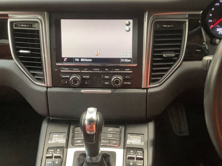 2015 Porsche Macan 3.0 TD V6 S SUV 5dr Diesel PDK 4WD Euro 6 (s/s) (258 ps) ESTATE Diesel Automatic