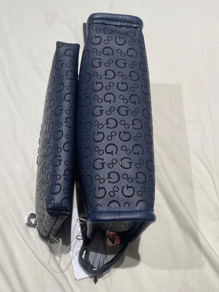 GUESS HANDBAG / PURSE / Make Up Bags, 2 BAGS - NEW WITH TAGS